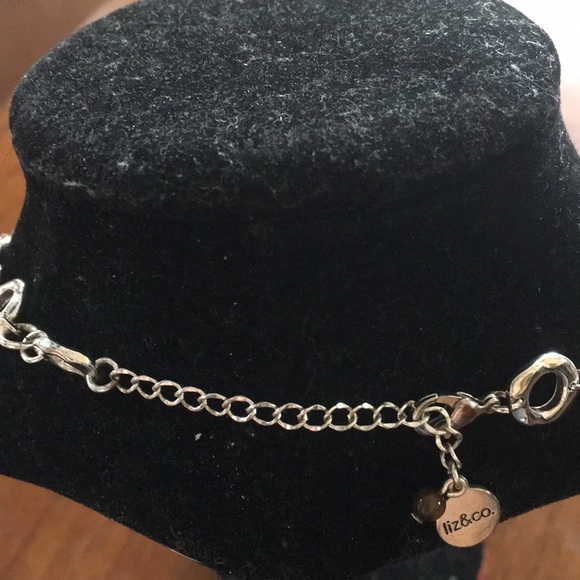 Liz & co. Silver graduated linked circle necklace - Picture 4 of 5